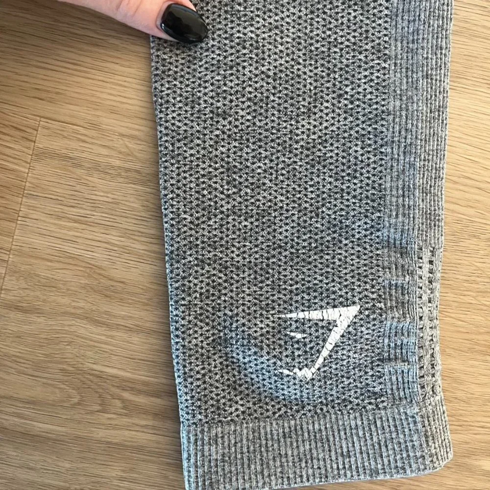 ** Gymshark seamless leggings Gray Size small Compression